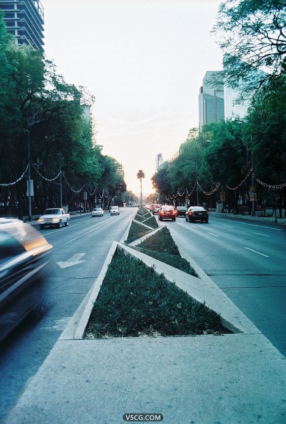 Paseo de la Reforma.jpg