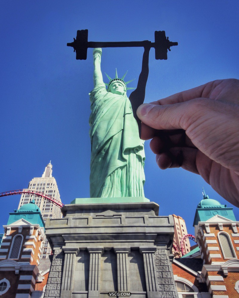 度假中的纽约自由女神像 - 拉斯维加斯