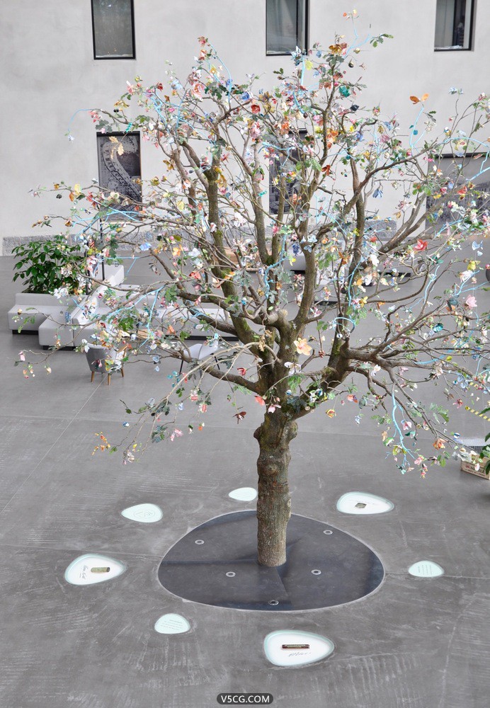 13_nest_piazza_tailor_made_tree_photo_Tinker.jpg