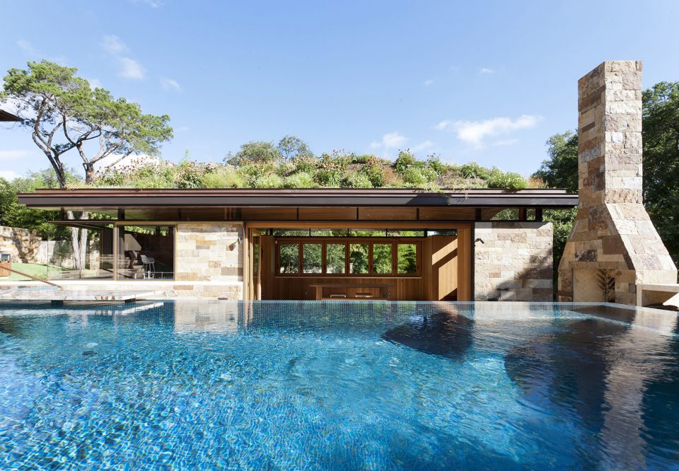 Pool-House-West-Lake-Hills-Texas-United-States-by-Murray-Legge-Architecture_PH_p.jpg