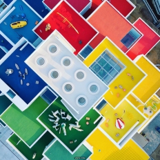 BIG工作室设计的乐高之家LEGO House正式开幕