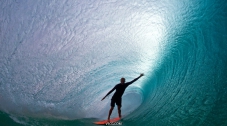 令人惊叹的照片完美时刻Stunning photographs of wave...