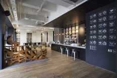 奇妙的百变空间——集办公娱乐一体的咖啡厅 Underline