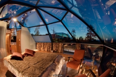 芬兰奢华冰屋酒店 玻璃穹顶绝佳赏极光