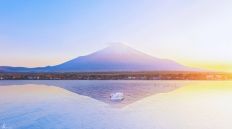 富士山下，天鹅湖。